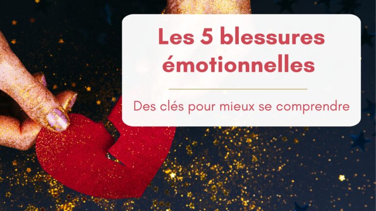 Mains de femme recouvertes de paillettes dorées tenant un coeur en papier rouge déchiré entre ses doigts, bannière article "5 blessures émotionnelles"